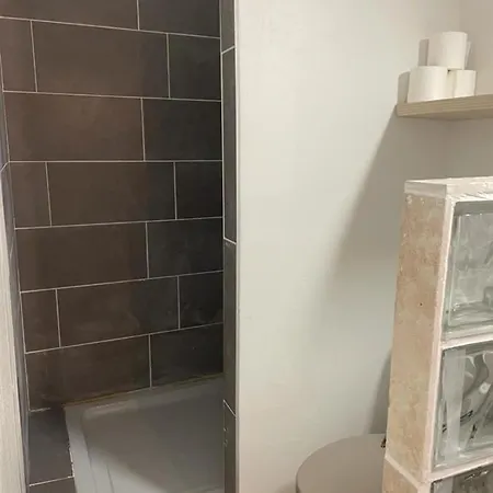 Apartment Le Cocon D'emie - Clim - Parking Nimes